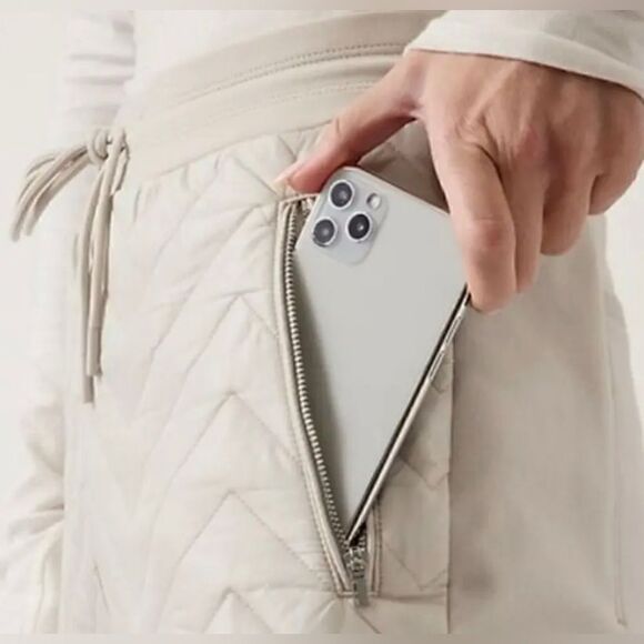 Athleta Apres Ski Short Size 10 White NWT $89 Drawstring Waist With Pockets - Picture 5 of 7